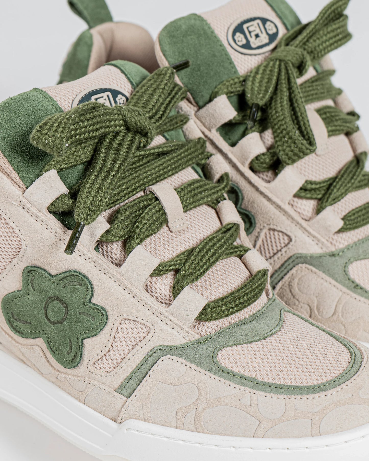 Green Pouleto sneakers